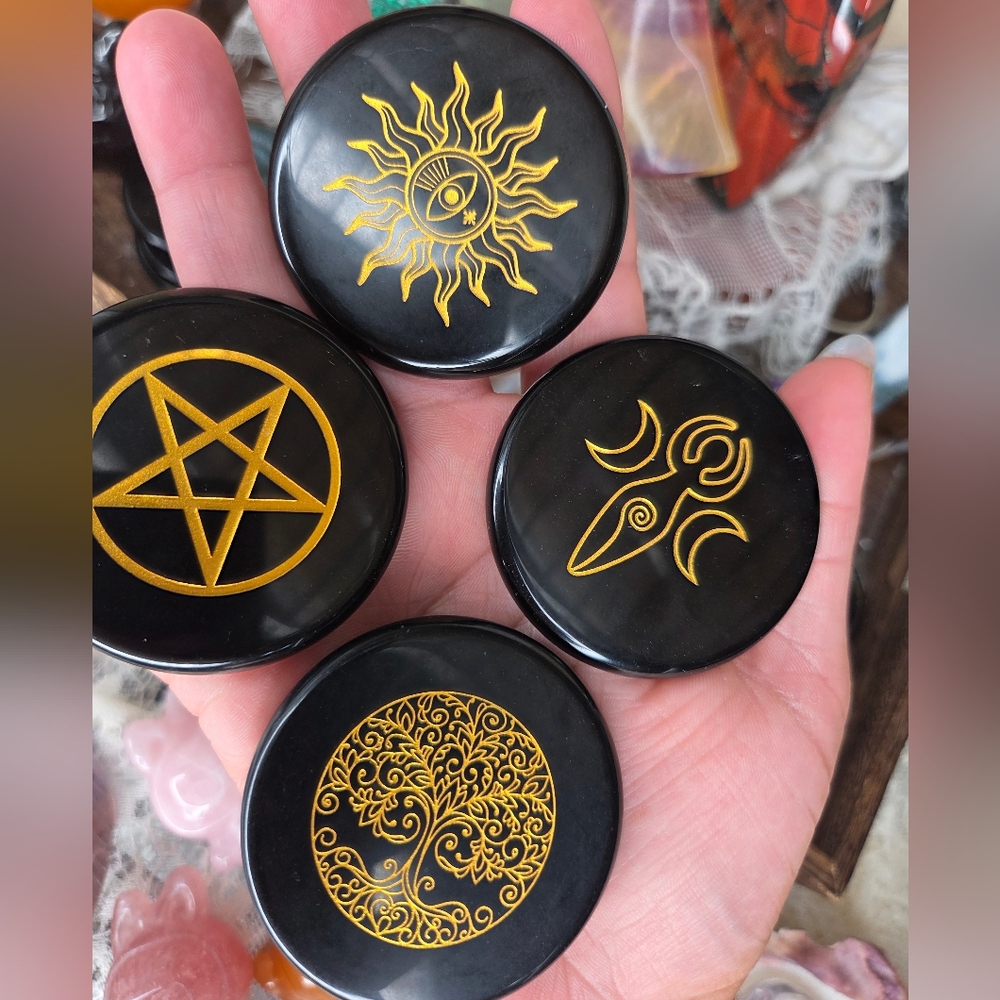 Obsidian Disc Black Crystal .2 In (Repels Negative Energy ) - Picture 1 of 2